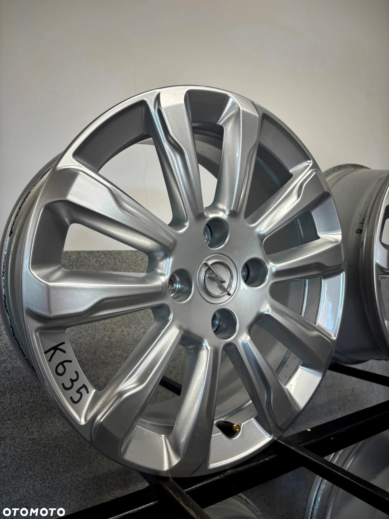 4 FELGI ALU. OPEL MOKKA B, CORSA F, PEUGEOT 208,C3,DS3 16'' 6,5J ET32 GM: OP00126 K4, 9835097280 - 3