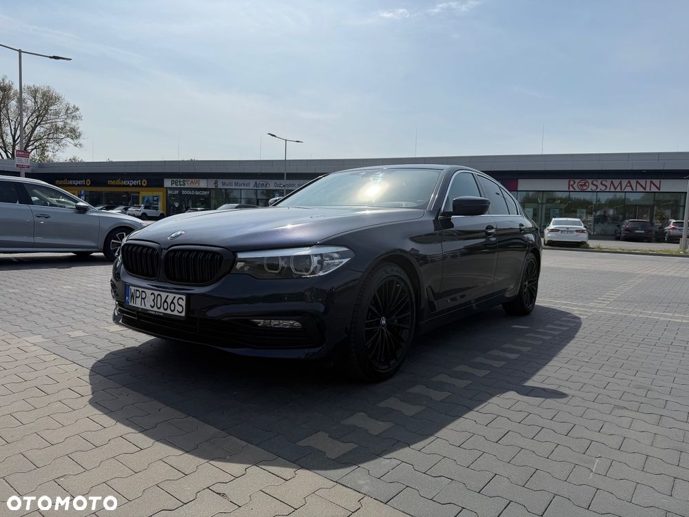 BMW Seria 5 540i xDrive Sport Line - 1
