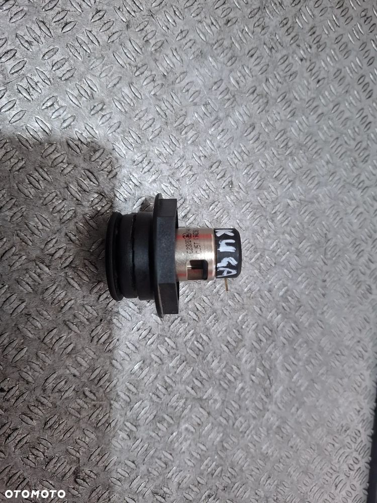 Gniazdo zapalniczki Ford Kuga Mk2 2014 rok - 2