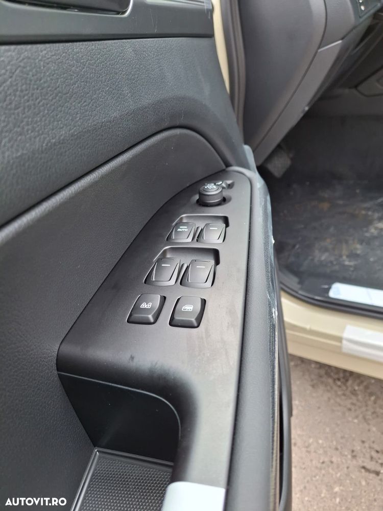 KG Mobility Musso - 10