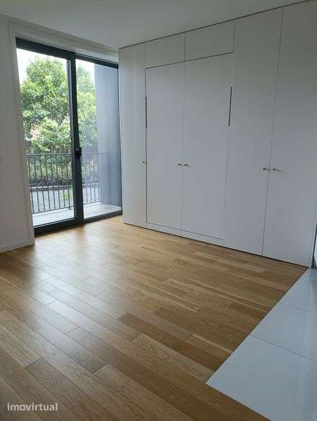 Apartamento T0 para arrendar por 800€ mês no centro de Gaia - Grande imagem: 2/12