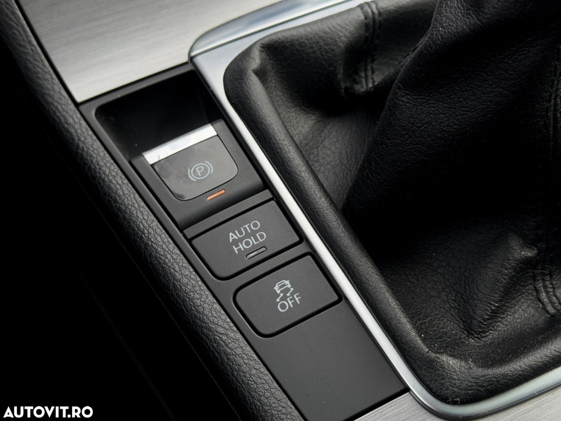 Volkswagen Passat - 12