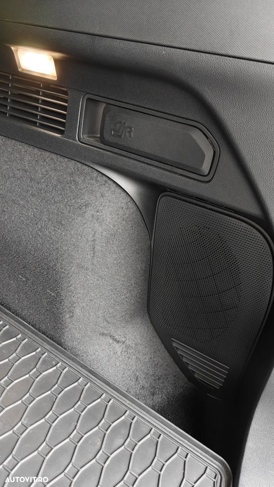 Ford Kuga 2.5 Duratec PHEV ST Line X Graphite Tech - 16