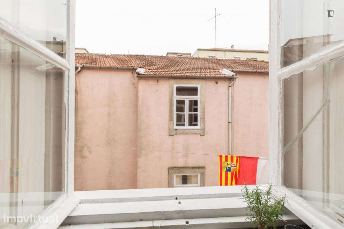 Quarto - localizado em Cedofeita Porto - Grande imagem: 2/20