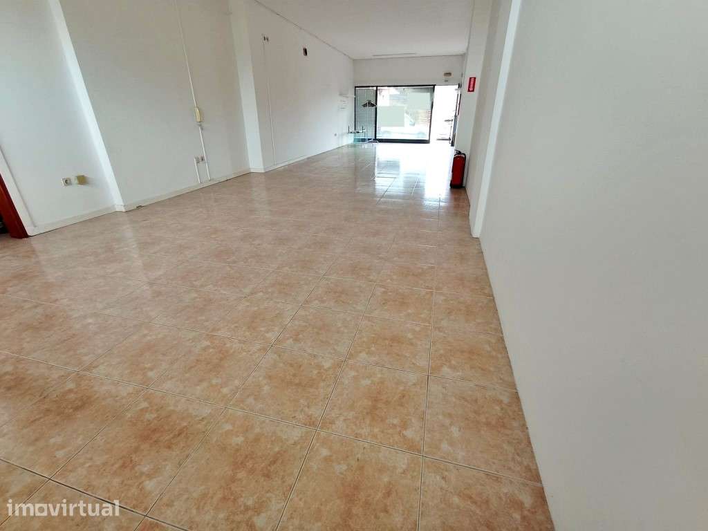 Loja para investimento em São Romão do Coronado - Grande imagem: 4/4