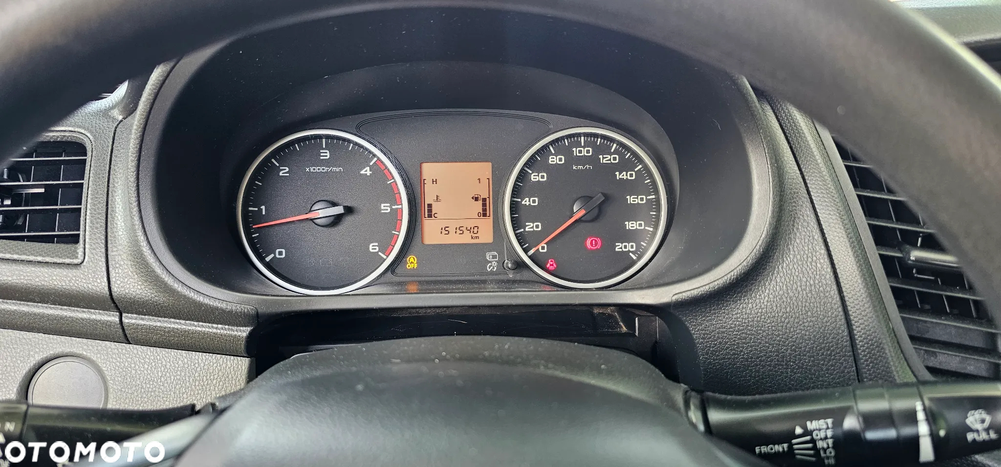 Mitsubishi L200 - 9