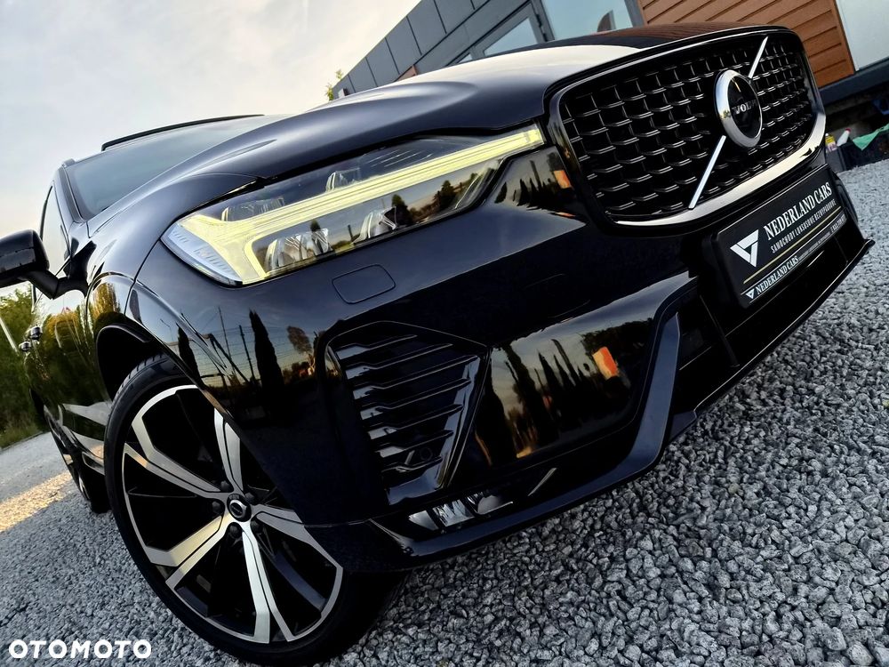 Volvo XC 60 B4 D Plus Dark - 4