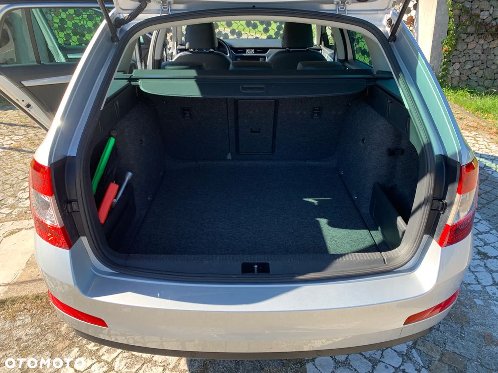Skoda Octavia 1.6 TDI (Green tec) Ambition - 19