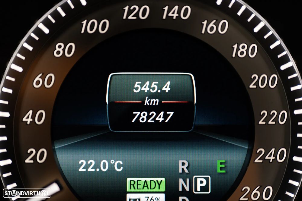 Mercedes-Benz E 300 BLUETEC Hybrid Avantgarde 107g - 31