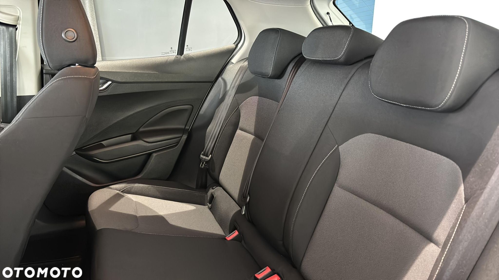Skoda Fabia 1.0 Ambition - 16