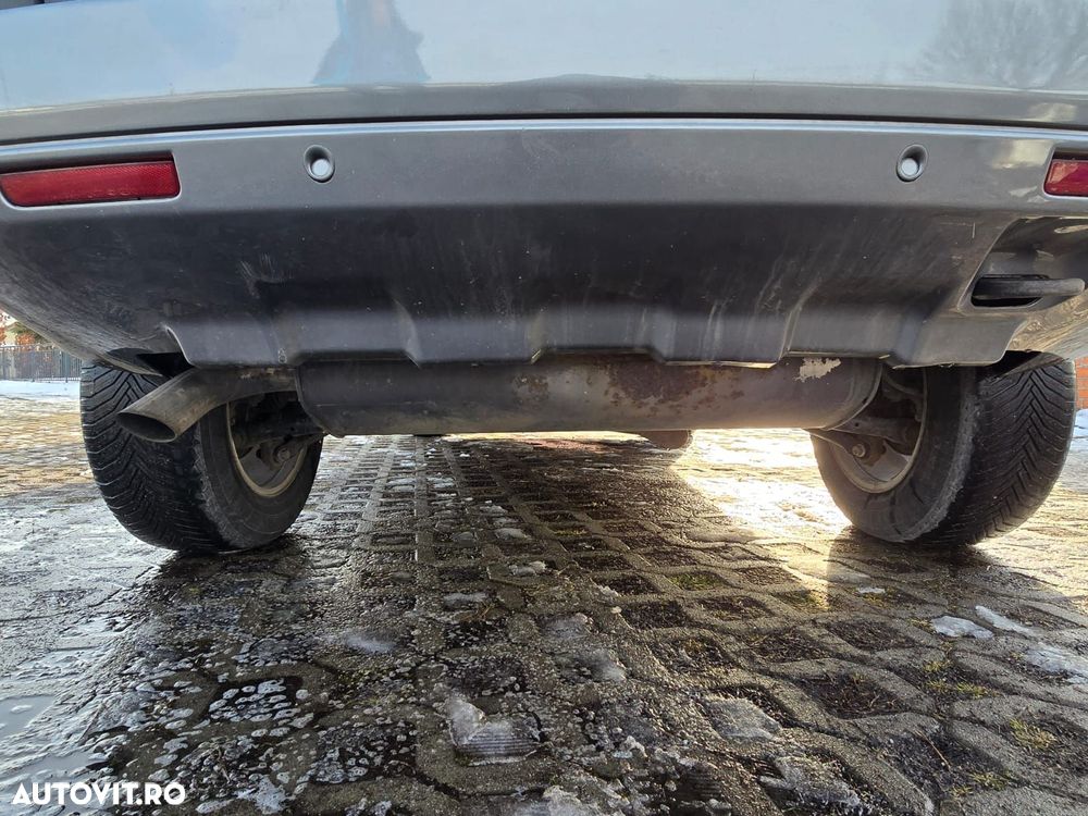 Land Rover Freelander 2.2 SD4 SE - 10