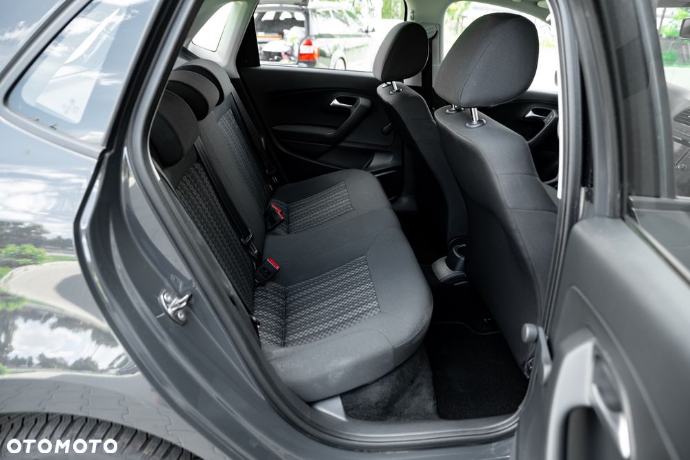 Volkswagen Polo 1.4 TDI Blue Motion - 21