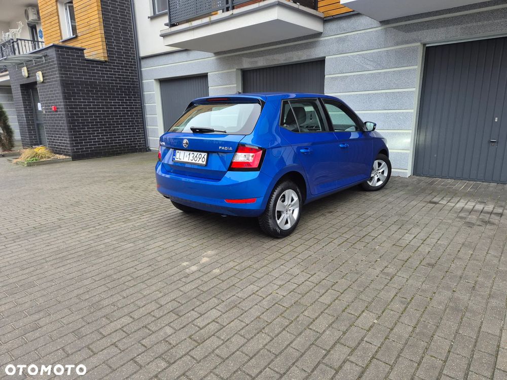 Skoda Fabia 1.2 TSI Active - 5