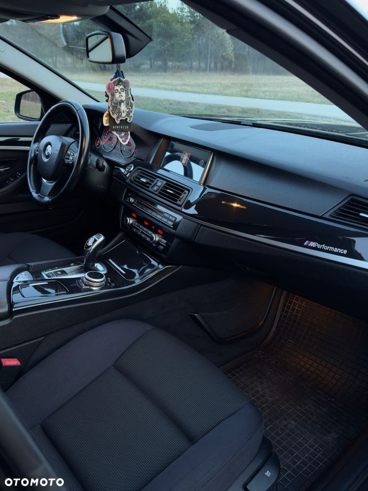 BMW Seria 5 - 24