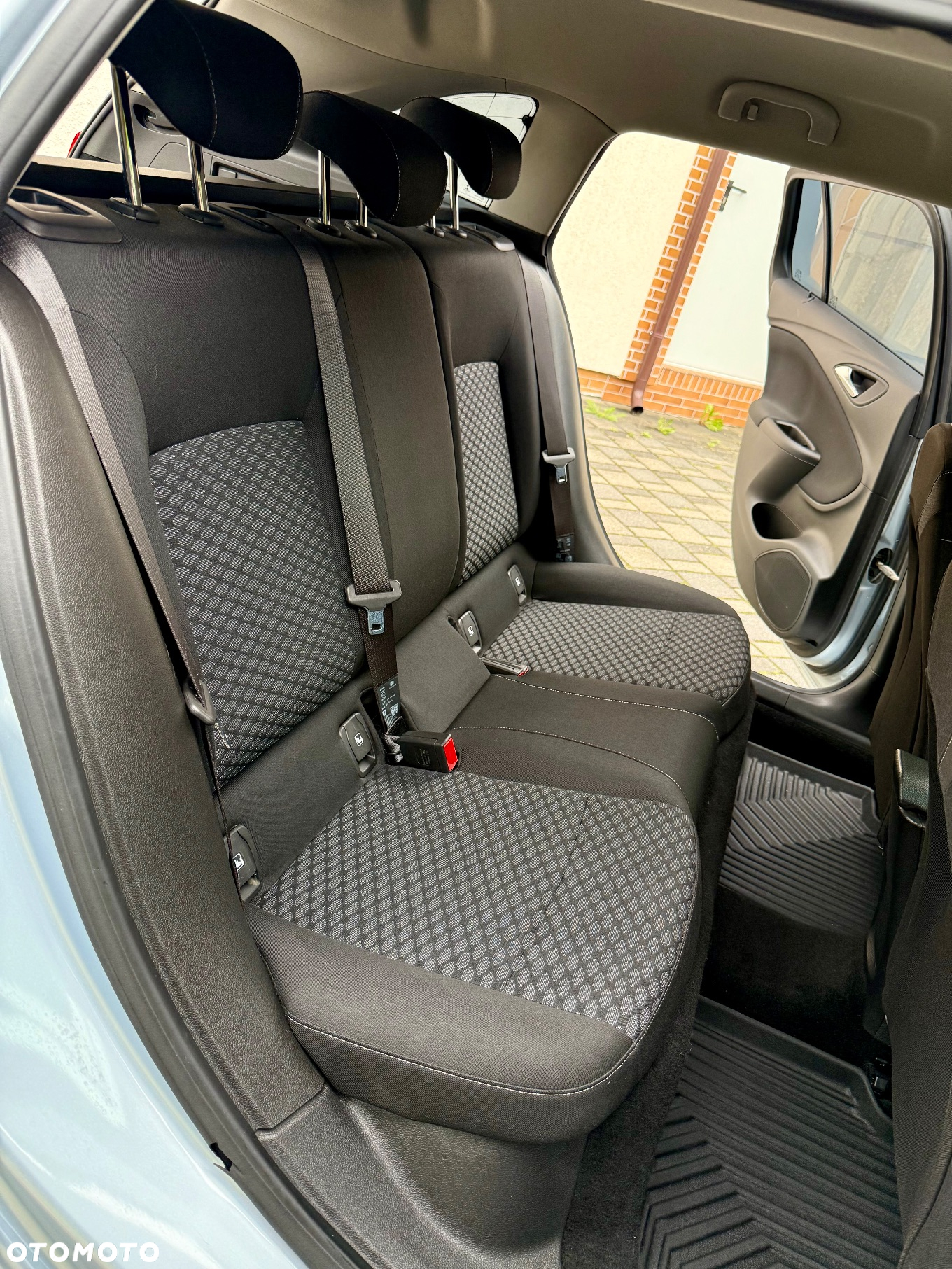 Opel Astra 1.6 D (CDTI) Sports Tourer Edition - 12
