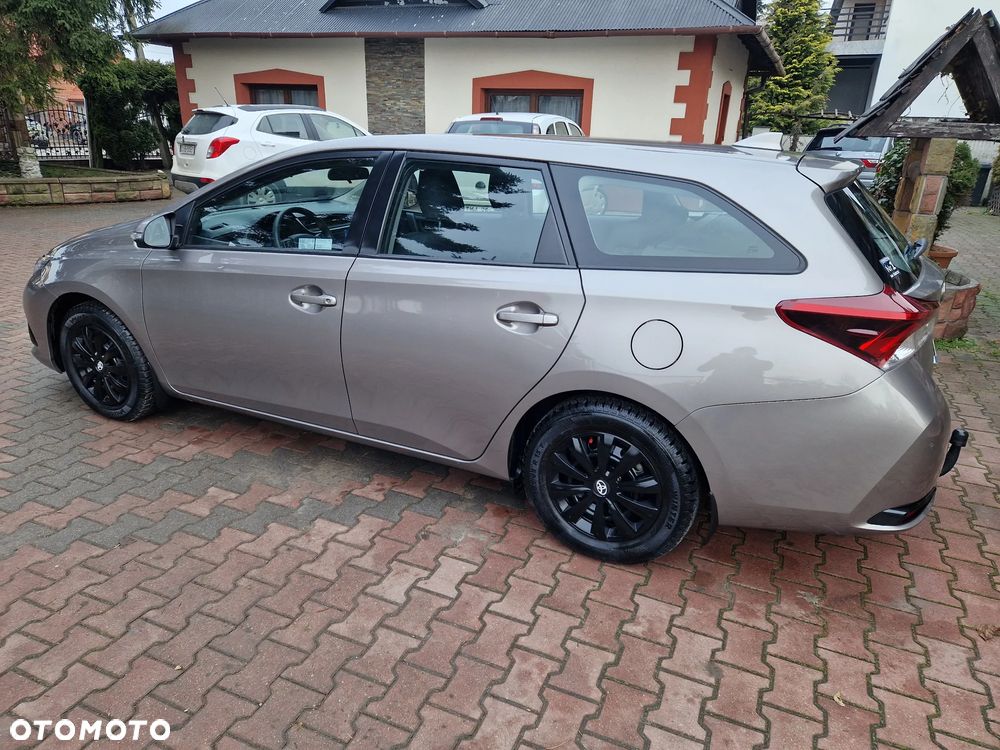 Toyota Auris 1.6 Active - 37