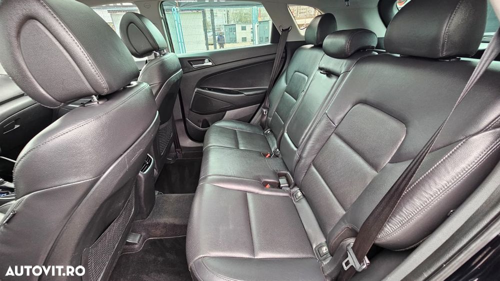 Hyundai Tucson blue 1.7 CRDi 2WD DCT Premium - 26