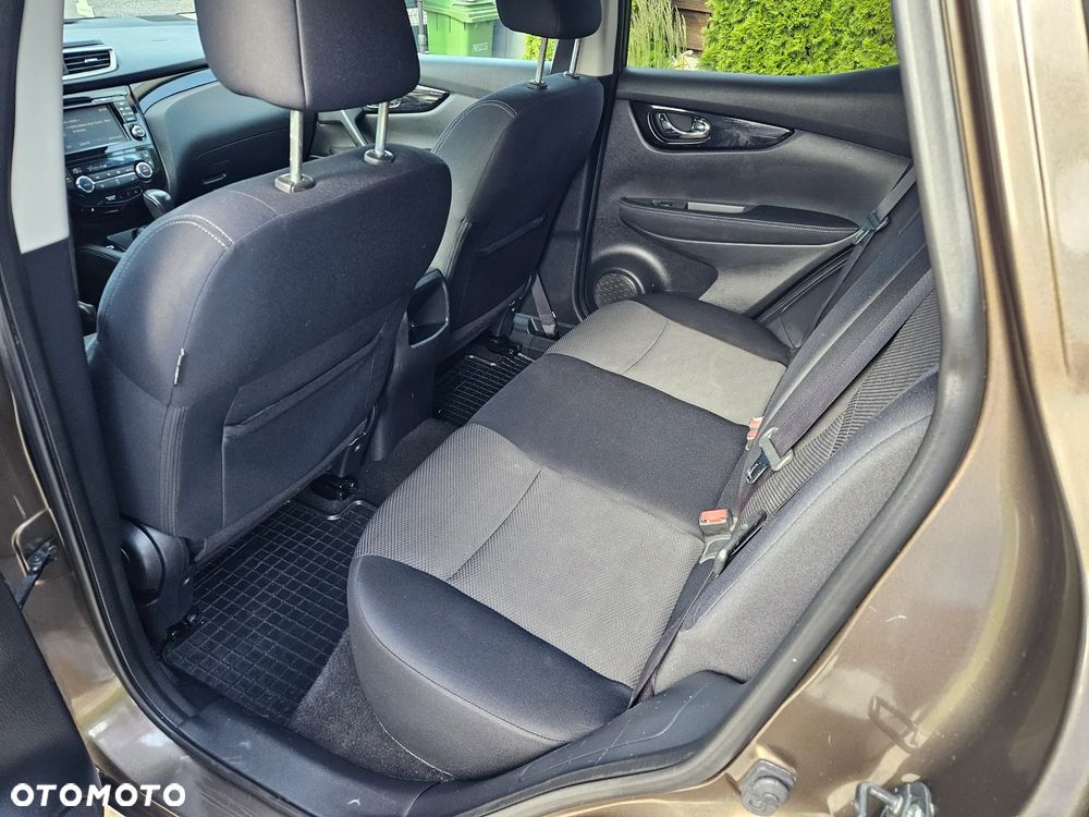 Nissan Qashqai 1.2 DIG-T Xtronic N-Connecta - 8