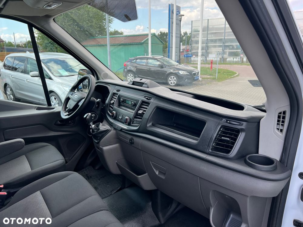 Ford Transit - 33