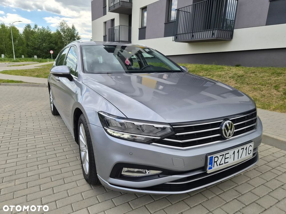Volkswagen Passat 2.0 TDI SCR DSG Highline - 23