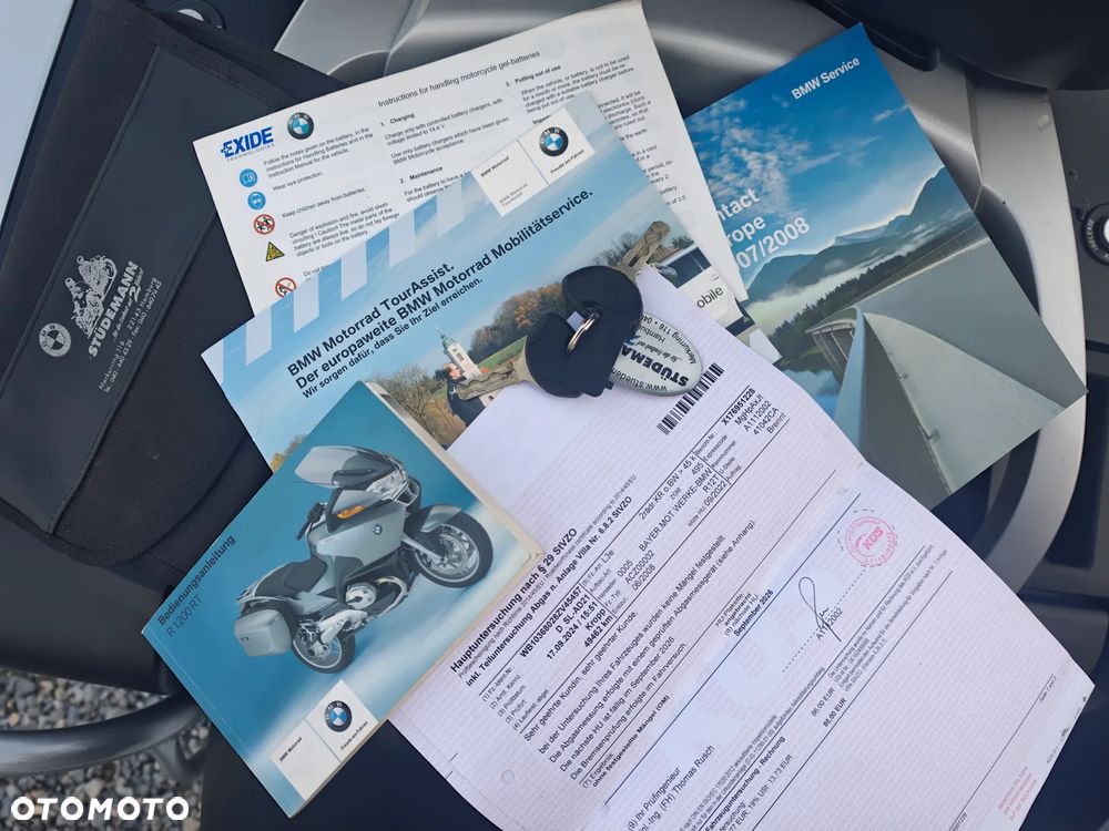 BMW R - 8