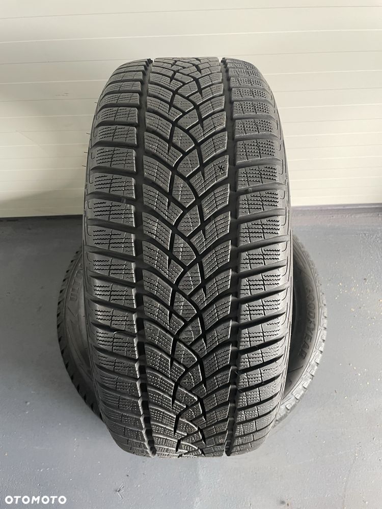 2x OPONY ZIMOWE Goodyear Ultragrip Performance Gen-1 235/50/18 101V