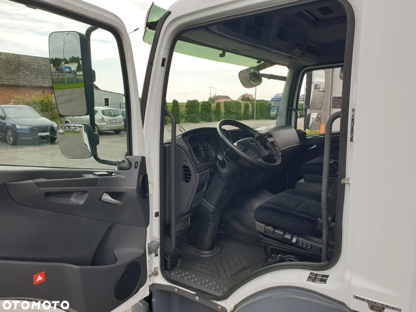 Mercedes-Benz ATEGO 818 L PLANDEKA + WINDA 3 FOTELE KLIMA PODUSZKI - 13