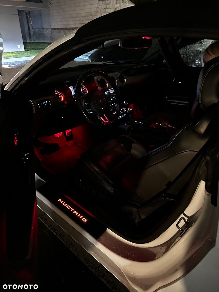 Ford Mustang 2.3 EcoBoost - 23