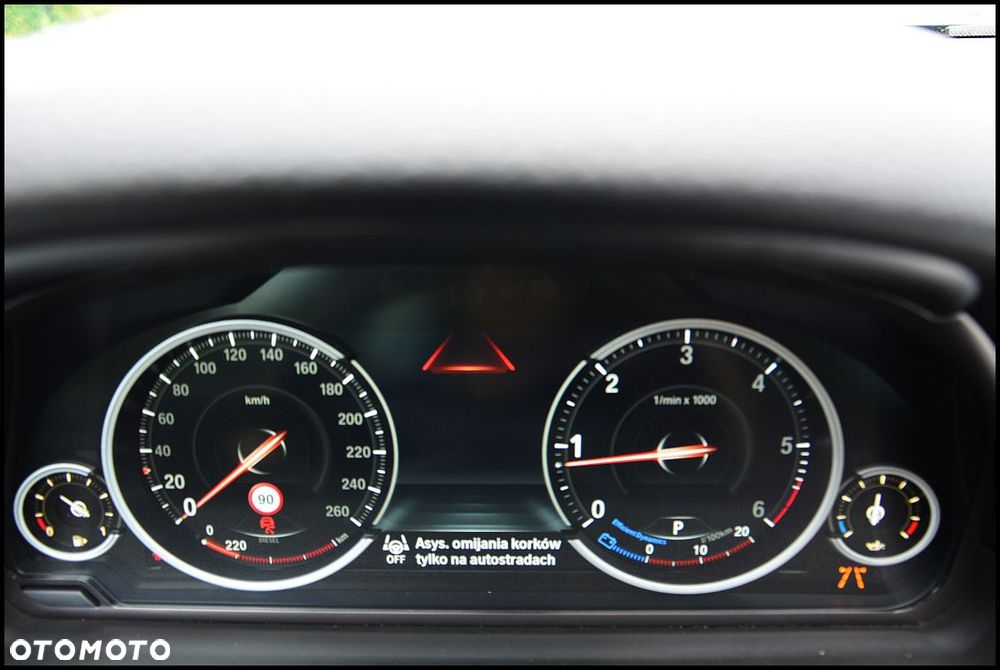 BMW Seria 5 520d - 31