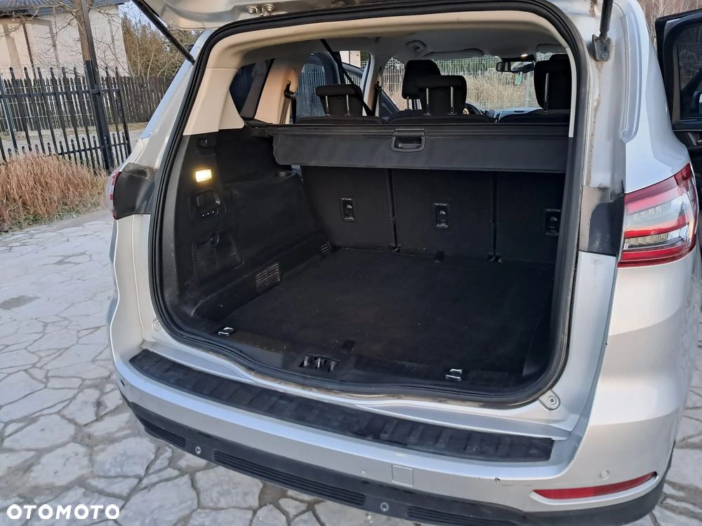Ford S-Max - 9