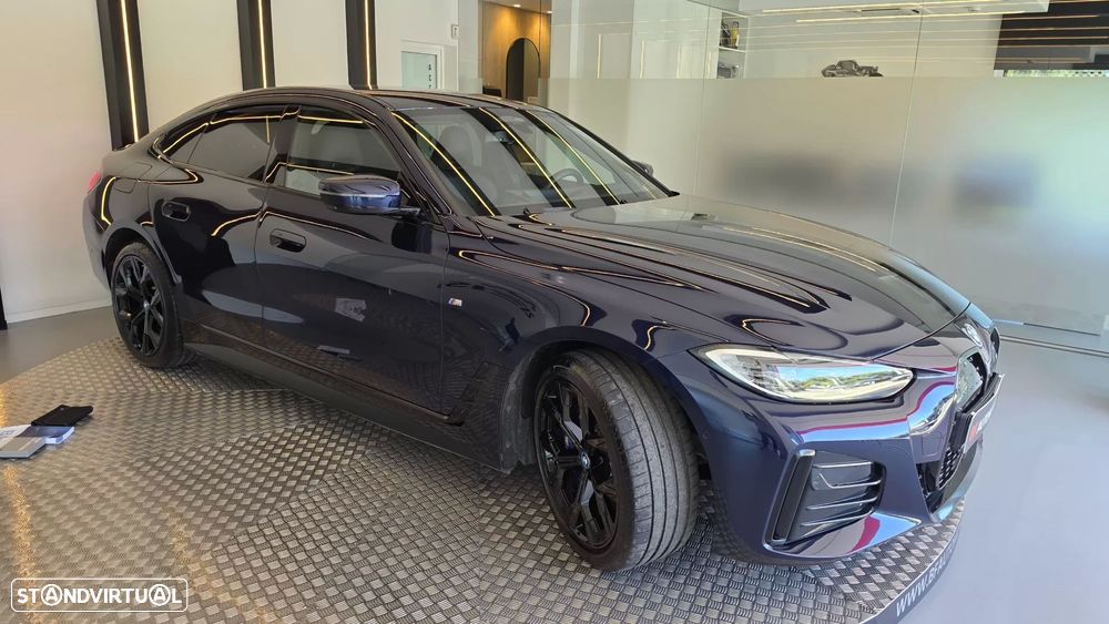 BMW i4 eDrive35 Pack Desportivo M Pro - 20