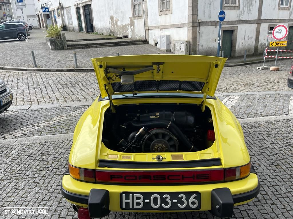 Porsche 911 Série G Carrera 3.0 - 14