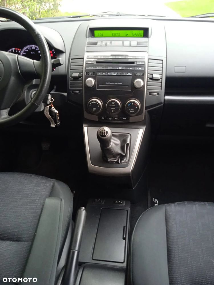 Mazda 5 - 11