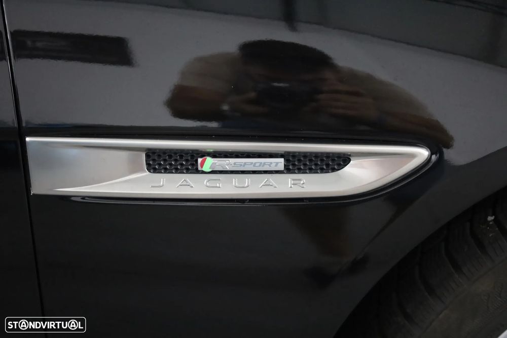 Jaguar XE 20d R-Sport - 5