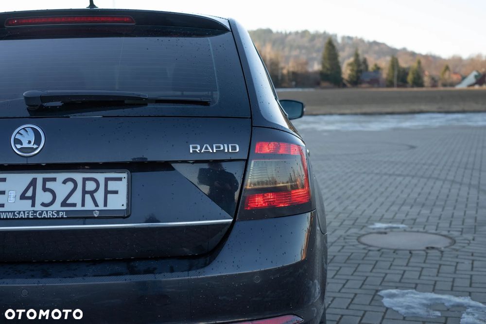 Skoda RAPID - 10