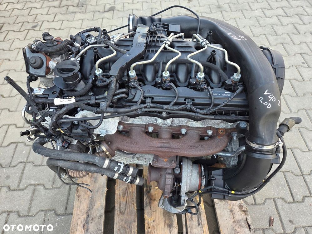 SILNIK 2.0 DIESEL D5204T6 VOLVO S80 XC60 V70 III V40 V60 KPL - 2
