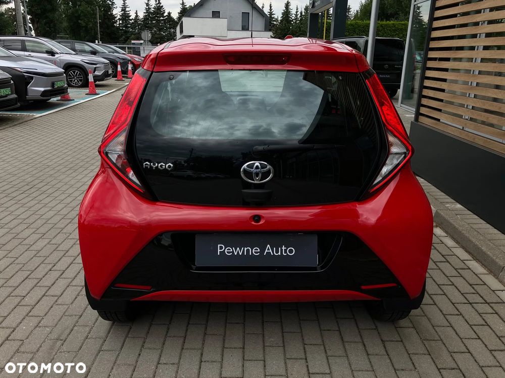 Toyota Aygo x-play - 6