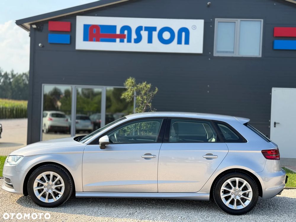 Audi A3 Sportback 1.6 TDI clean diesel Ambiente - 4