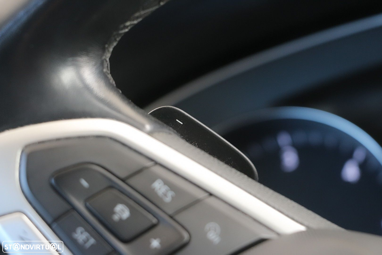 VW Passat Variant 2.0 TDi Elegance DSG - 28