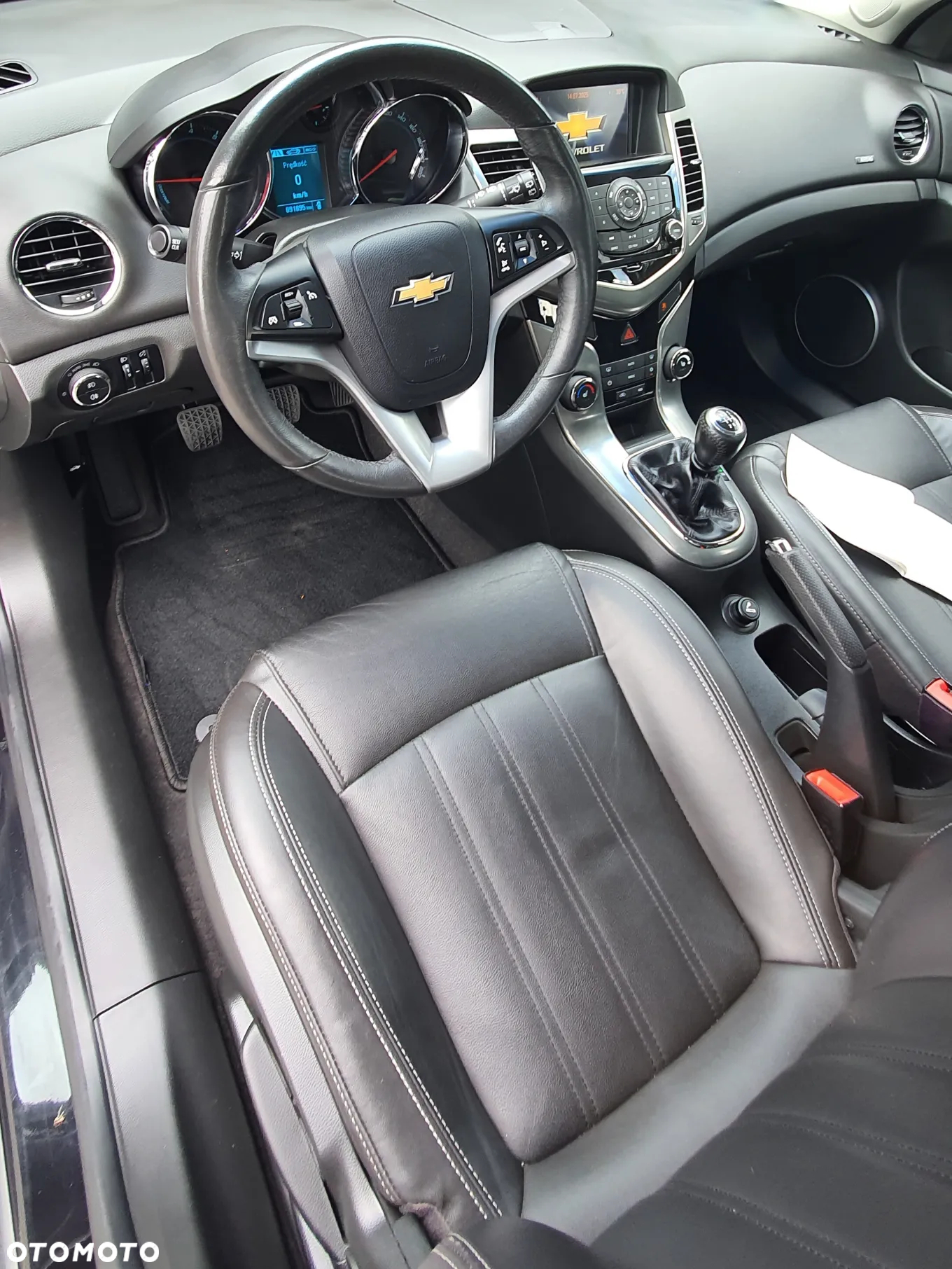 Chevrolet Cruze 1.4 T LT - 19