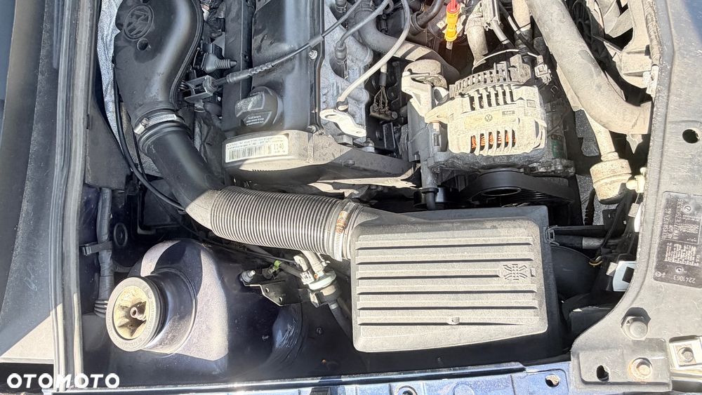 Volkswagen Golf Cabrio 1.8 - 24