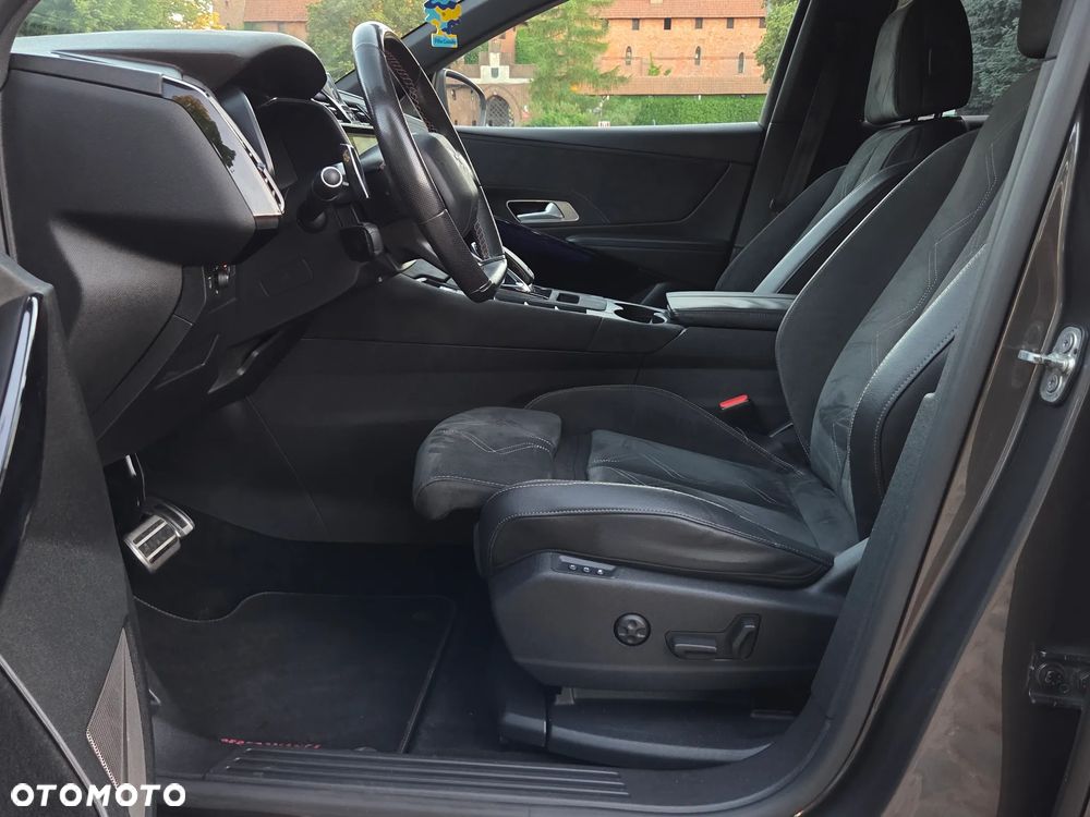 DS Automobiles DS 7 Crossback 1.6 PureTech GPF Performance Line + - 31