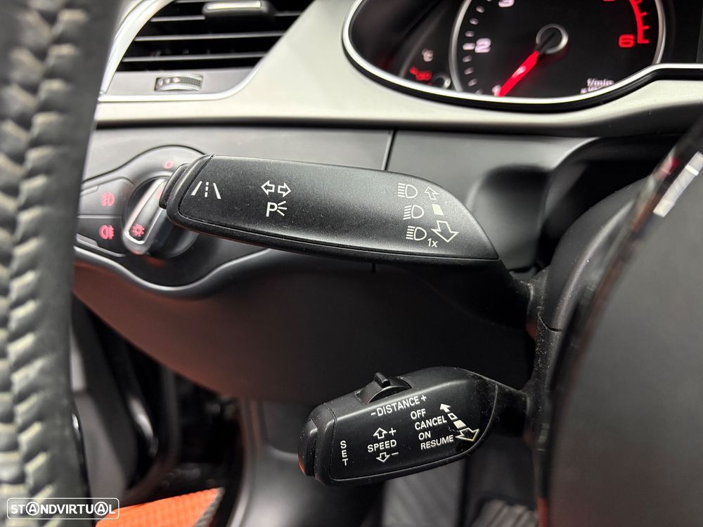 Audi A4 Avant 2.0 TDI Multitronic S-line - 46