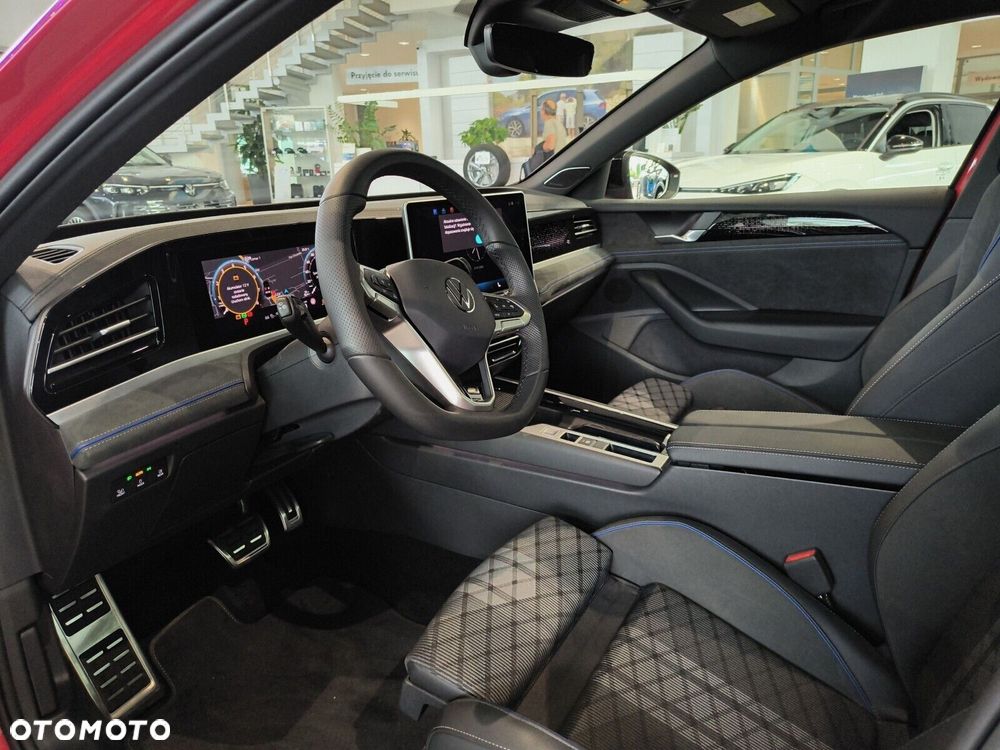 Volkswagen Passat Variant 2.0 TSI R-Line Plus DSG - 12