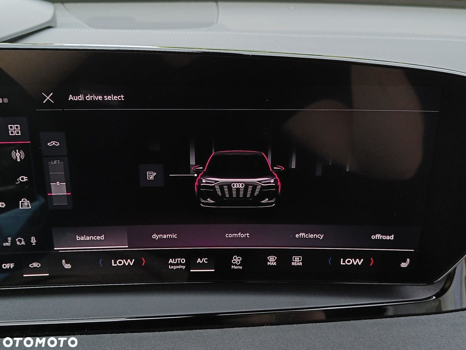 Audi Q6 e-tron - 33