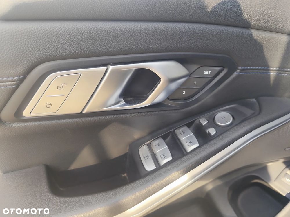BMW Seria 3 320d xDrive MHEV Advantage sport - 23