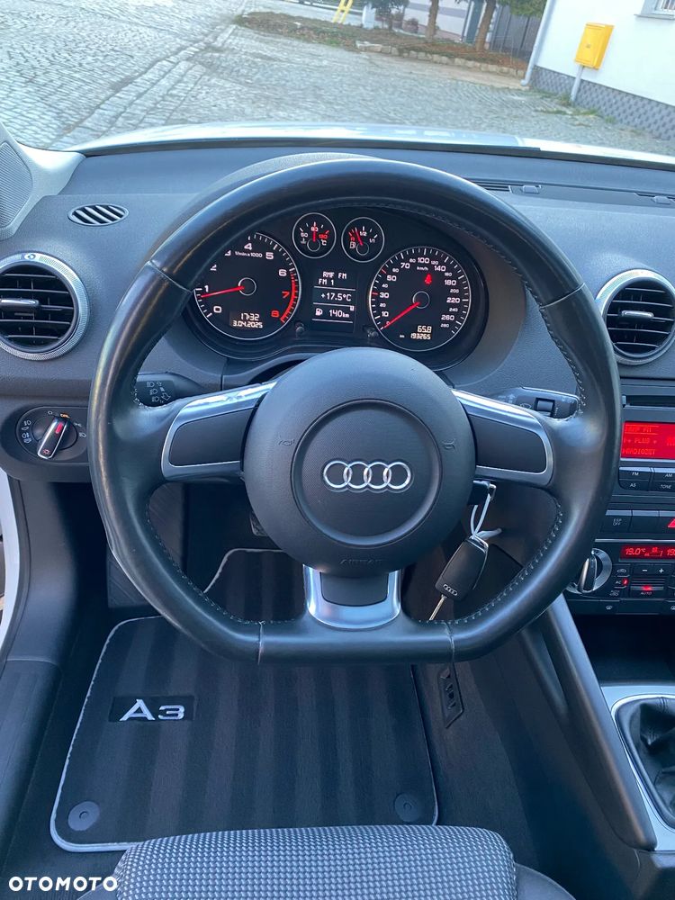 Audi A3 Sportback 1.4 TFSI Ambiente - 36