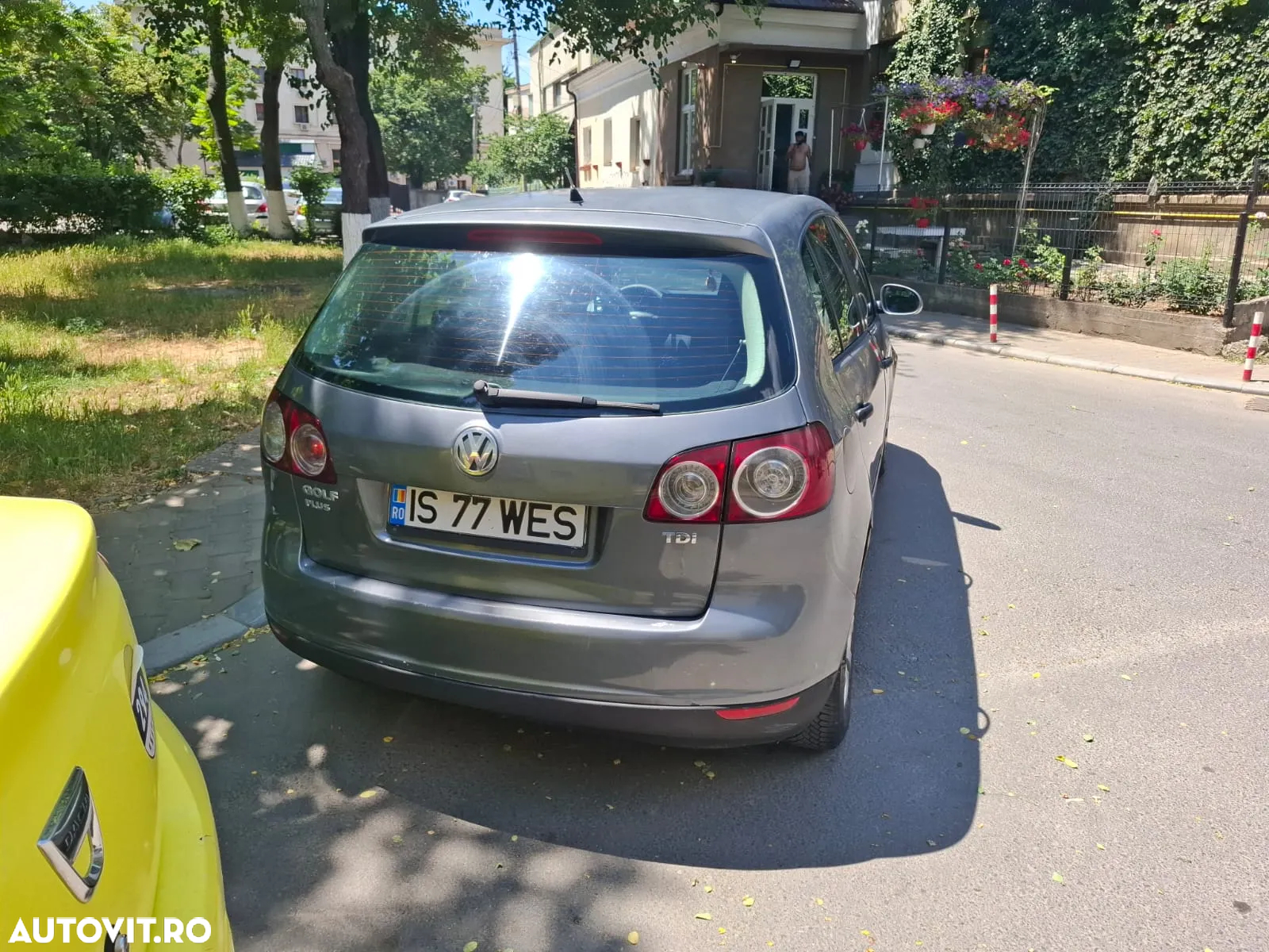 Volkswagen Golf Plus 1.9 TDI Comfortline - 4