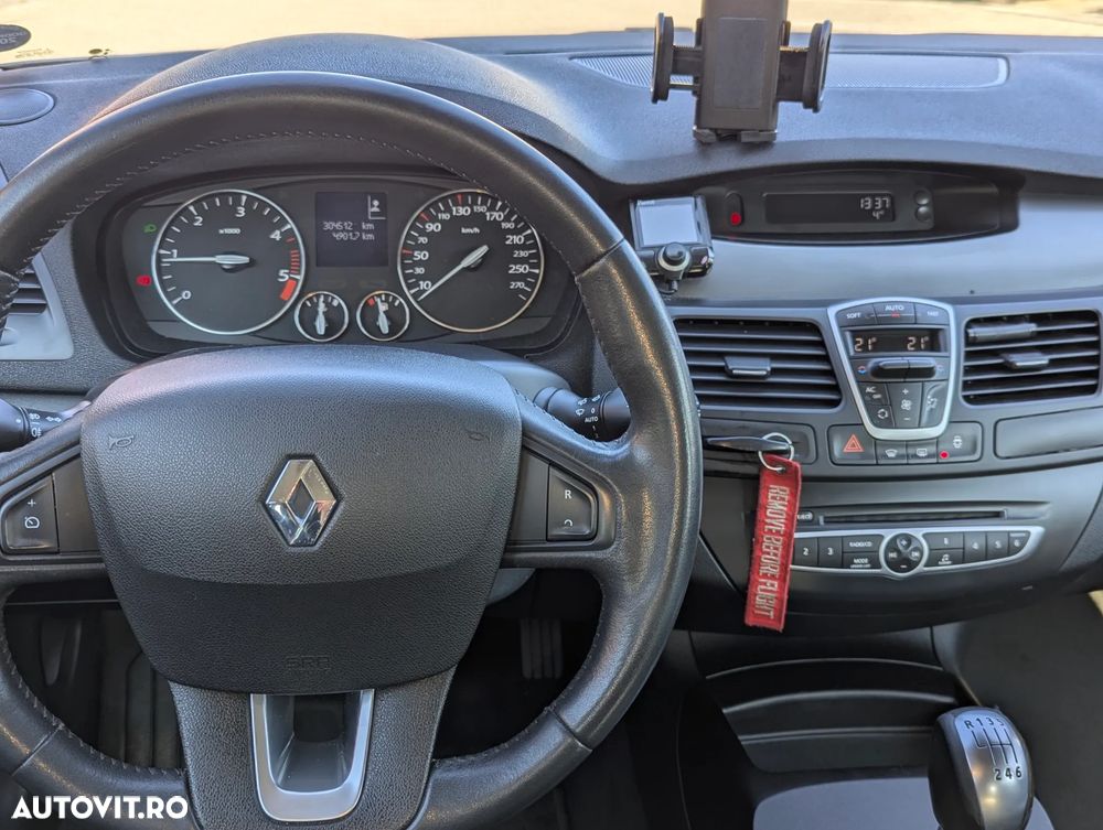 Renault Laguna Grandtour 1.5 dCi Expression - 9