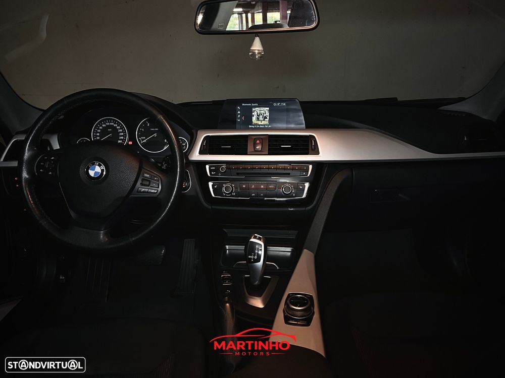 BMW 320 d Advantage Auto - 19